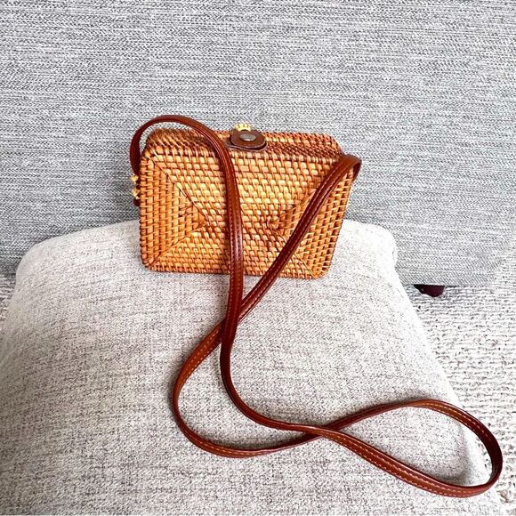 Rattan Straw Square Brown Woven Crossbody Bag - Picture 1 of 9